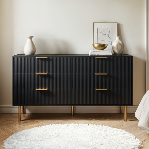 Luna Dresser lifestyle